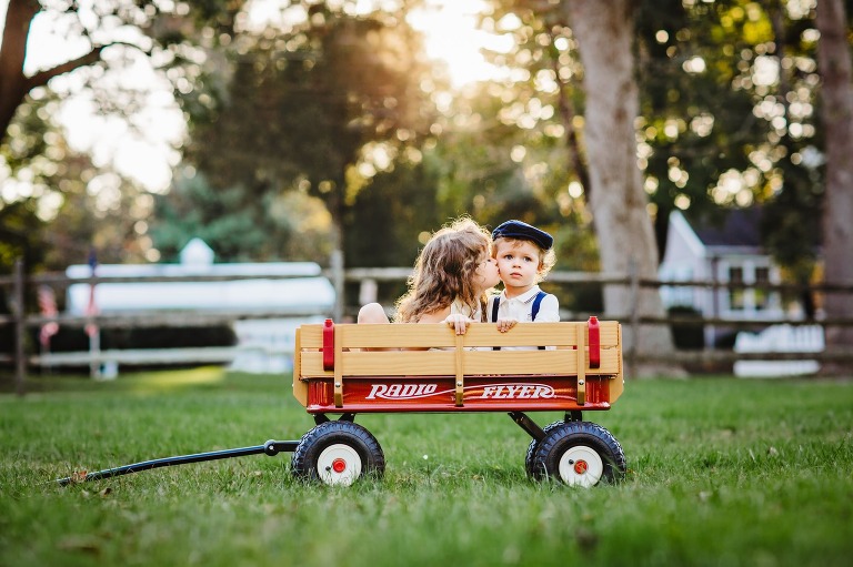 bucks county photographer shoots family session at Washington Crossing 